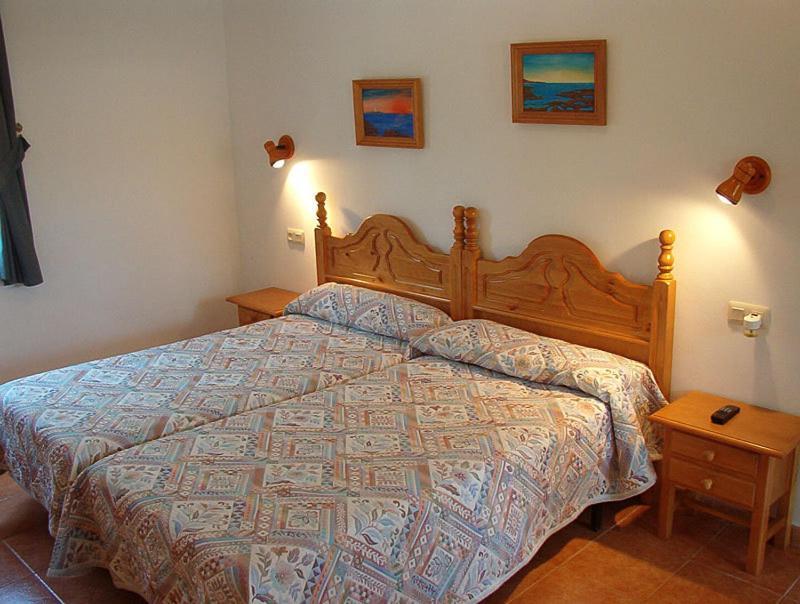 Hostal Las Acacias Los Canos De Meca Camera foto