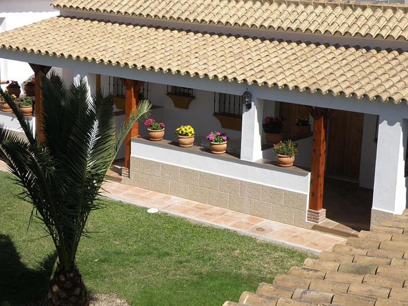 Hostal Las Acacias Los Canos De Meca Esterno foto